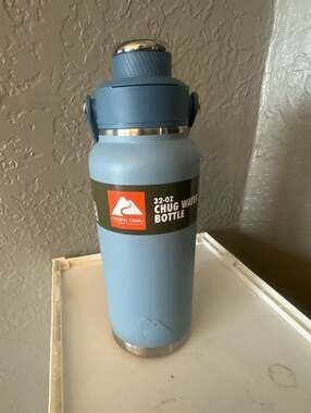 Ozark Trail 32 oz Vacuum Insulated Stainless Steel Water Bottle